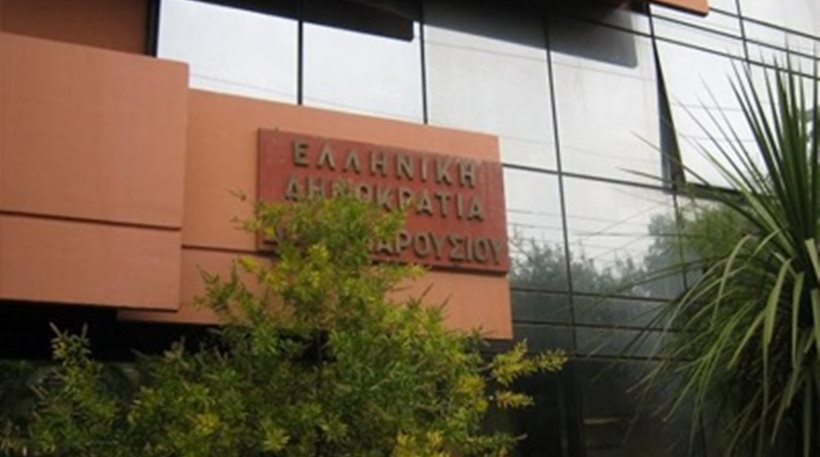 Έκοψαν το ρεύμα στην Εφορία που ελέγχει τη λίστα Λαγκάρντ- ΒΙΝΤΕΟ