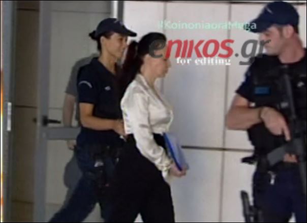 “Μακάρι να είναι καλά, αλλά δεν το νομίζω”, λέει η μητέρα της Βίκυς Σταμάτη – ΒΙΝΤΕΟ