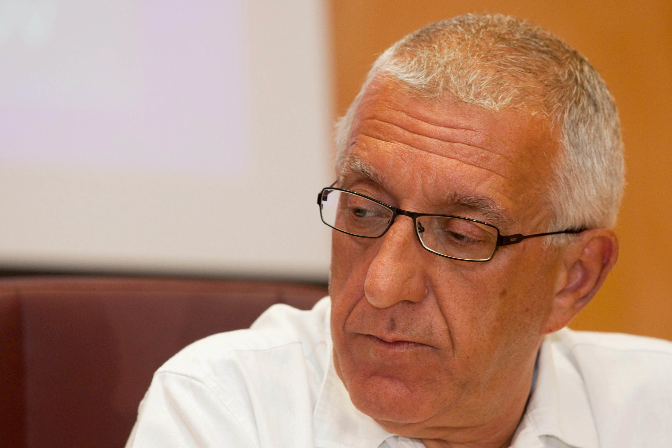 Κακλαμάνης: Να καταθέσει αύριο κιόλας τη λίστα ο κ. Νικολούδης – BINTEO