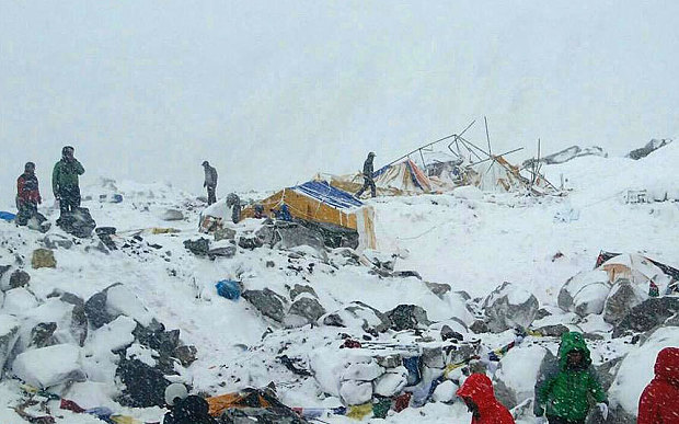 Η χειρότερη τραγωδία στην ιστορία της ορειβασίας στο Έβερεστ