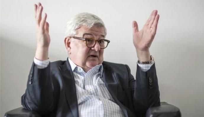 Φίσερ: Ο Τσίπρας ζει στη χώρα του ονείρου