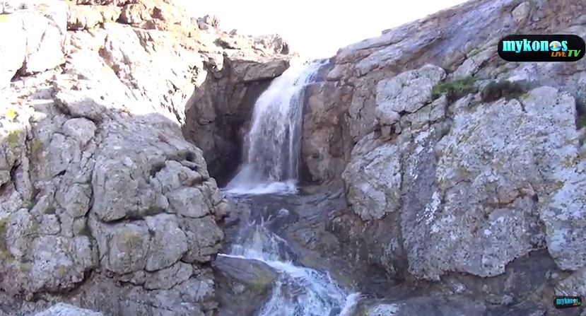 Καταρράκτες στη Μύκονο – ΒΙΝΤΕΟ