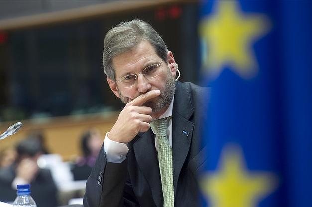 Χαν: Ελπίζω σε συμφωνία προς το συμφέρον των Ελλήνων