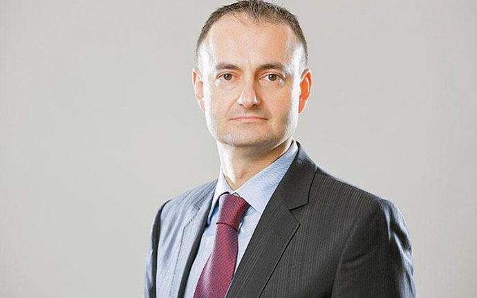 Βαμβακίδης στο CNBC: Πολύ πιθανό να χρεοκοπήσει η Ελλάδα μέσα στον Μάιο