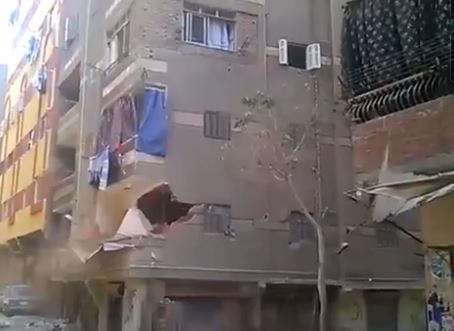 Κατέγραψε στο κινητό κατάρρευση κτιρίου– ΒΙΝΤΕΟ