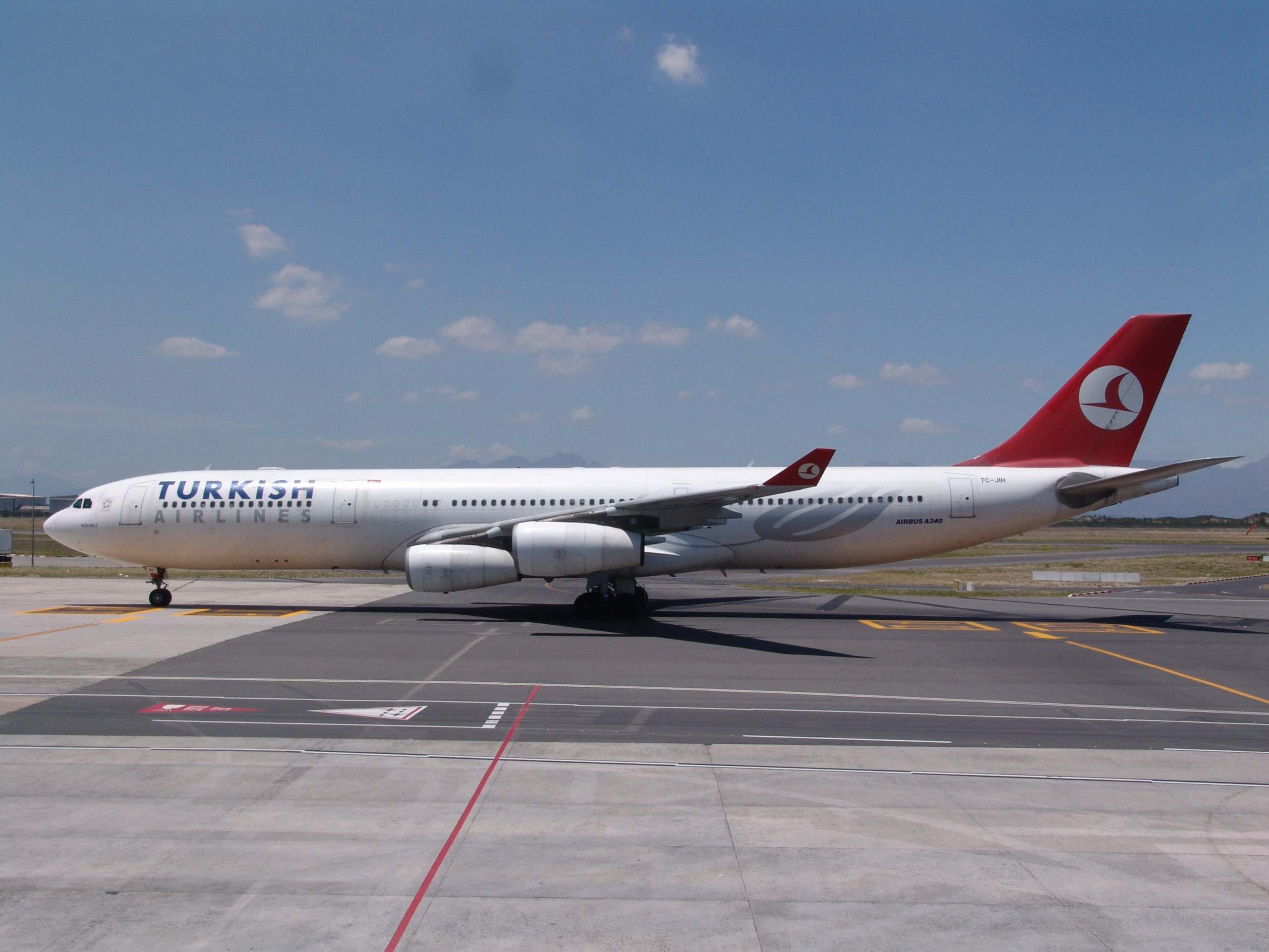 Ασυνόδευτες αποσκευές βρέθηκαν στο αεροσκάφος της Turkish Airlines