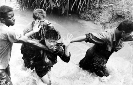 Οι σήραγγες που έσωσαν χιλιάδες Βιετναμέζους- ΦΩΤΟ