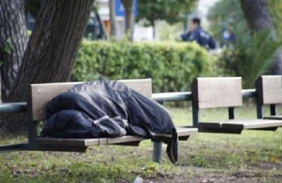 Άστεγος βρέθηκε νεκρός στο Βόλο