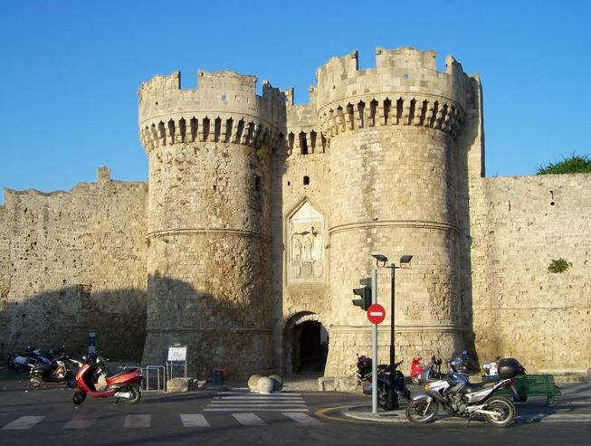 Χιλιάδες Αυστριακοί συνταξιούχοι στη Ρόδο