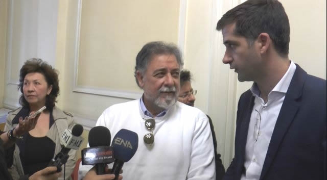 Ο Μπακογιάννης σε βουλευτή του ΣΥΡΙΖΑ: Μιλήσατε πολιτισμένα με τον δολοφόνο του πατέρα μου – ΒΙΝΤΕΟ