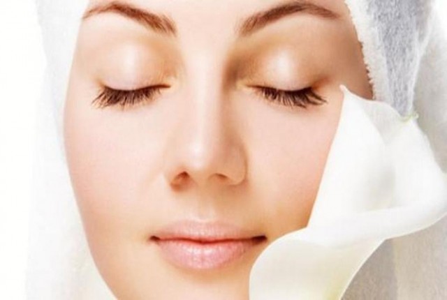 Όμορφο πρόσωπο – Προτάσεις λάμψης και ανανέωσης πριν από το Πάσχα