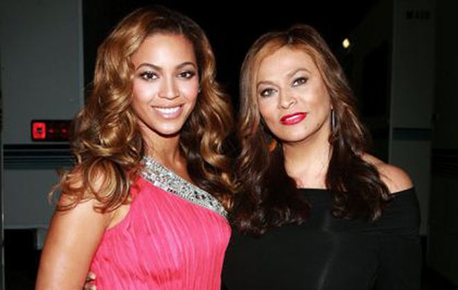 Παντρεύτηκε η μητέρα της Μπιγιονσέ – ΦΩΤΟ