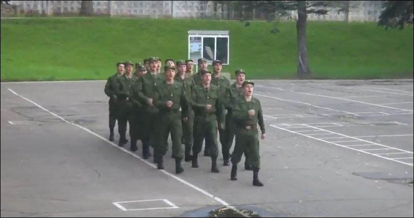 To καψόνι με τη Barbie στο ρωσικό στρατό – ΒΙΝΤΕΟ