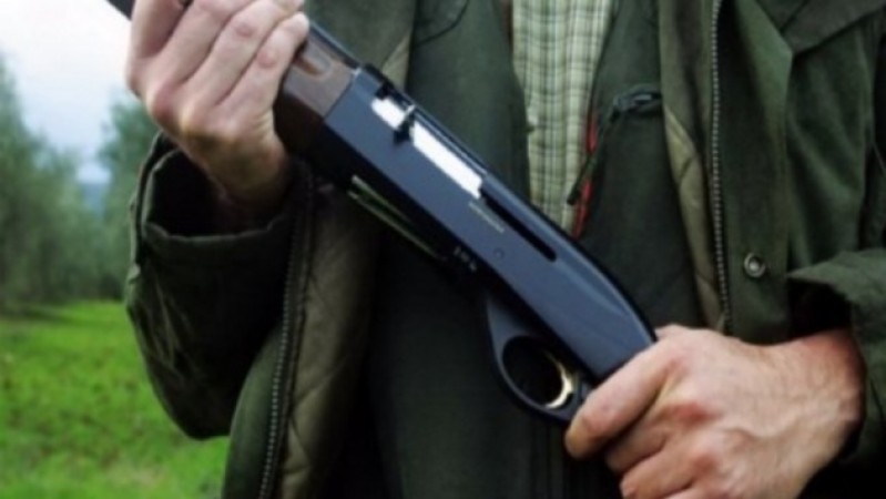 Πυροβόλησαν θαμώνες καφενείου λόγω παρατήρησης…