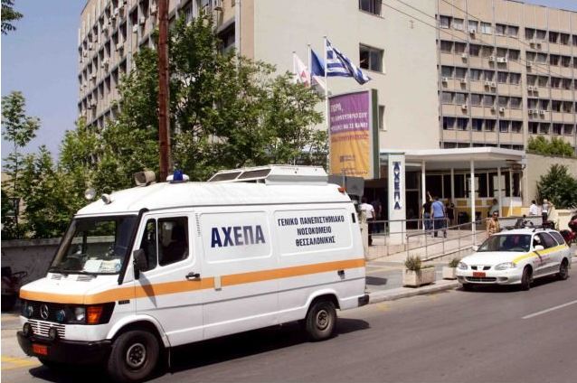 Μαχαίρωσε τη μητέρα του