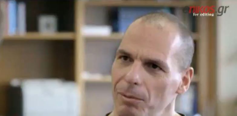 Ο Βαρουφάκης στην Ισπανική τηλεόραση με χαλαρή διάθεση – ΒΙΝΤΕΟ