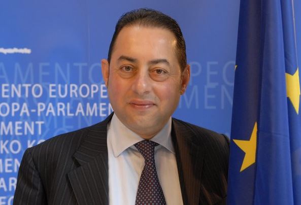 Οργισμένη αντίδραση του Πιτέλα για το “πιθανό Grexit” της Λαγκάρντ