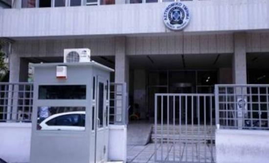 Ταμπέλα αστυνομικού τμήματος… για βραβείο – ΦΩΤΟ