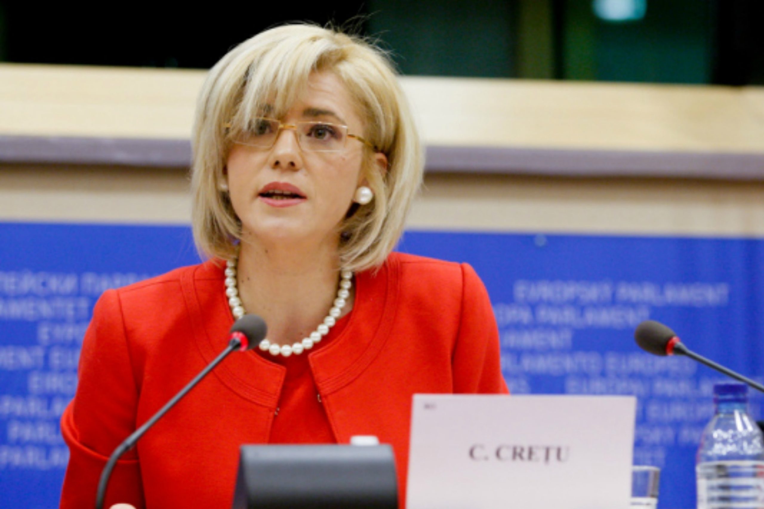 Η Ευρωπαία επίτροπος Περιφερειακής Πολιτικής στη Στερεά Ελλάδα