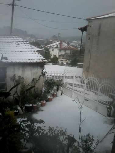 Δεν είναι χιόνι αλλά… χαλάζι – ΦΩΤΟ
