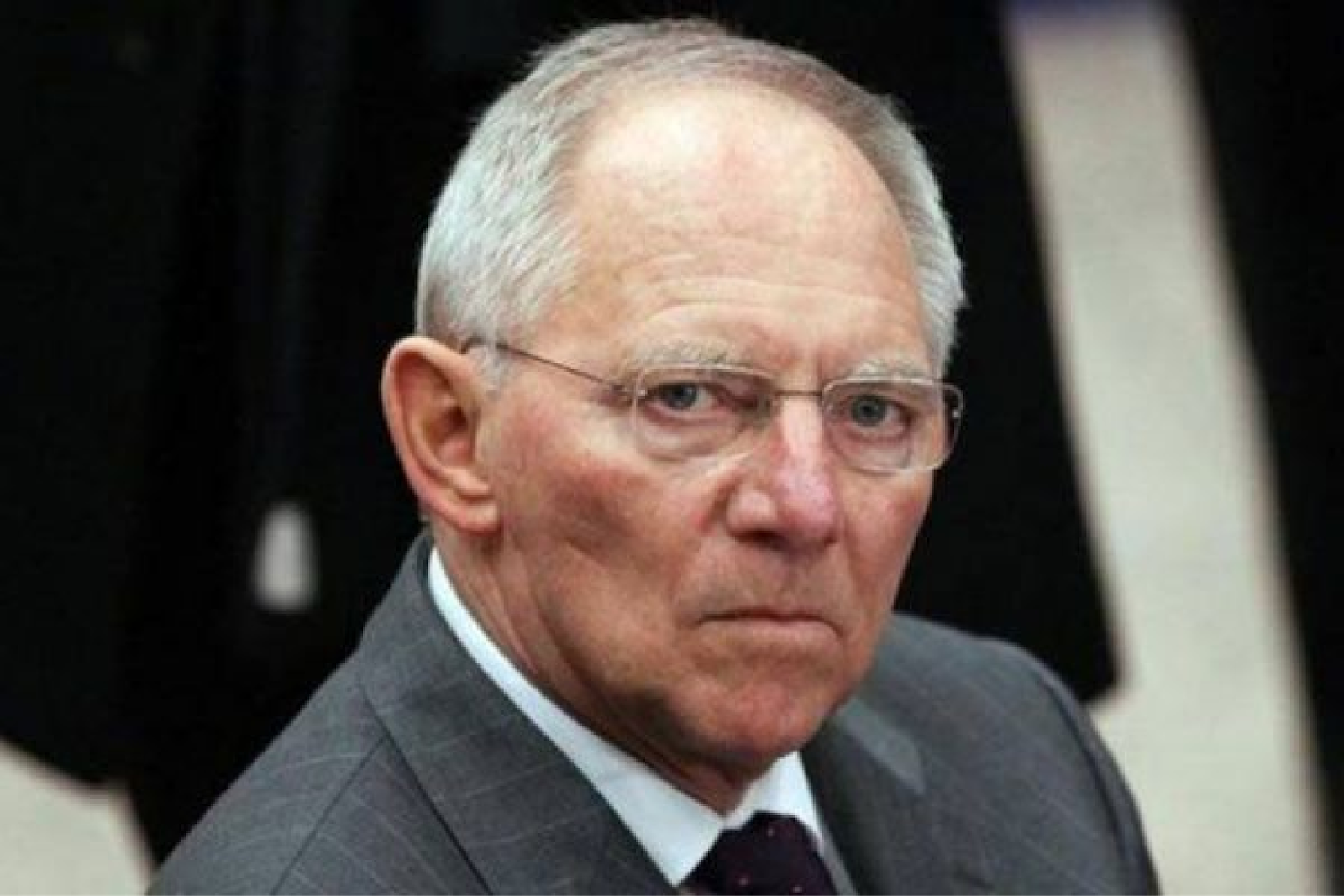 Σόιμπλε: Θα πρέπει να έχει νόημα η βοήθεια στην Ελλάδα