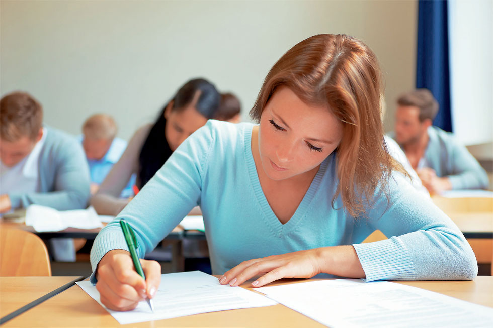 Οι πέντε ανατροπές των φετινών Πανελλαδικών