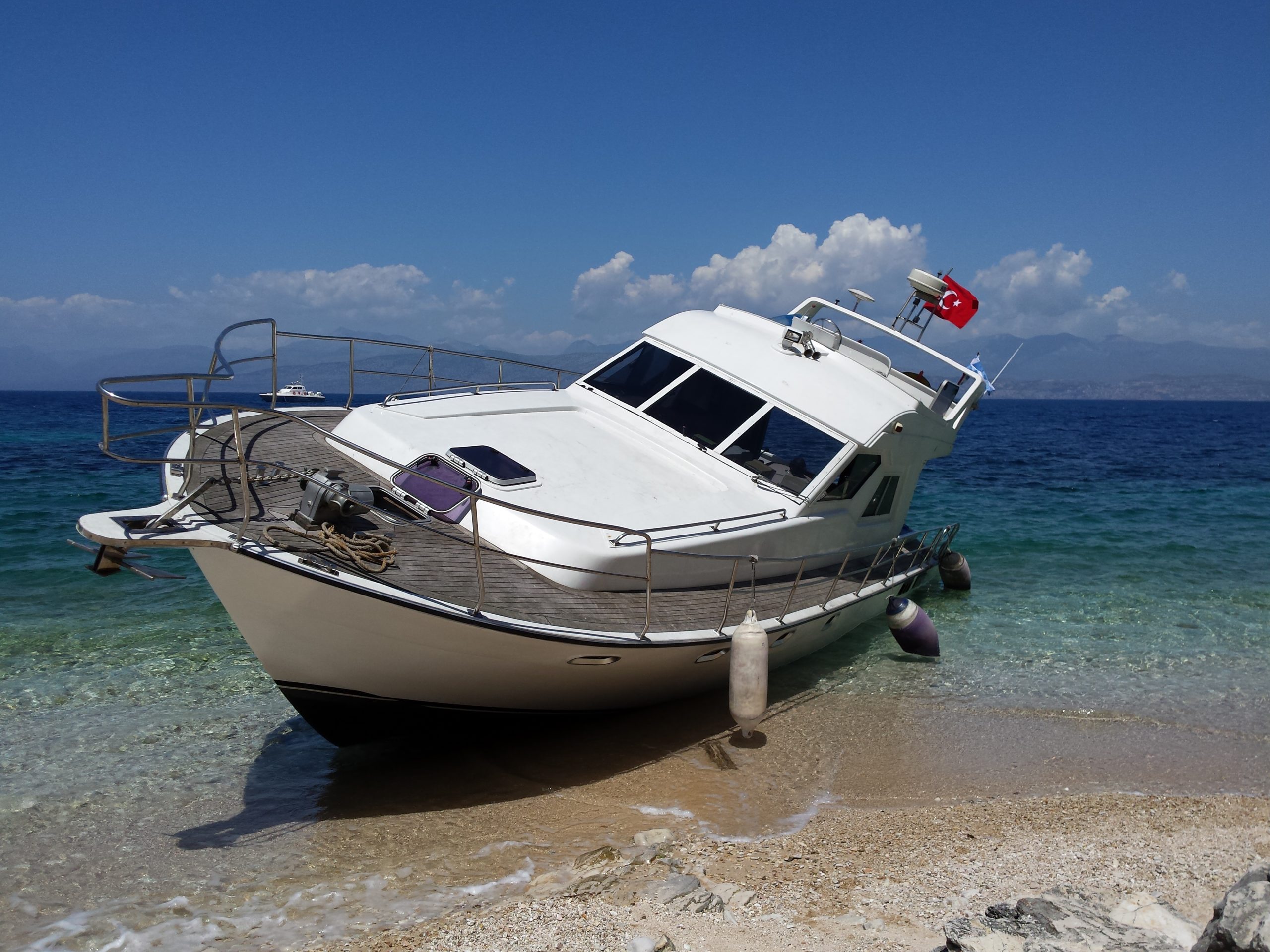 Τουρκική θαλαμηγός μετέφερε ναρκωτικά από την Αλβανία στην Κέρκυρα – ΦΩΤΟ
