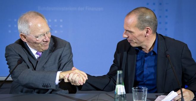 ΥΠΟΙΚ: Ψευδή τα δημοσιεύματα για το περιεχόμενο της συνομιλίας Βαρουφάκη-Σόιμπλε