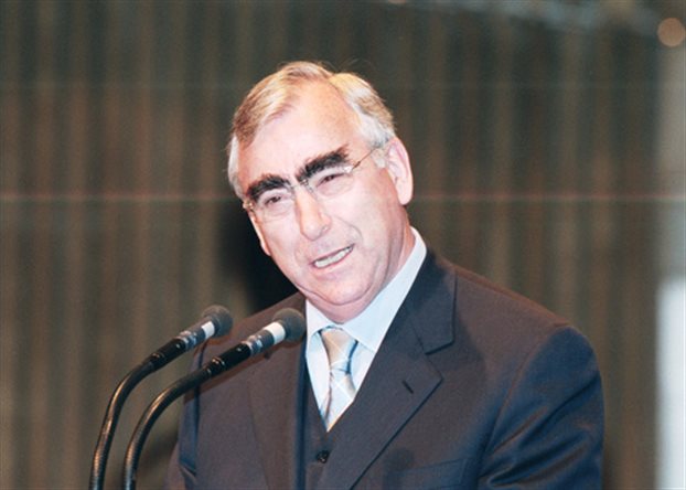 “Λάθος η απόφαση για την ένταξη της Ελλάδας στην ευρωζώνη”