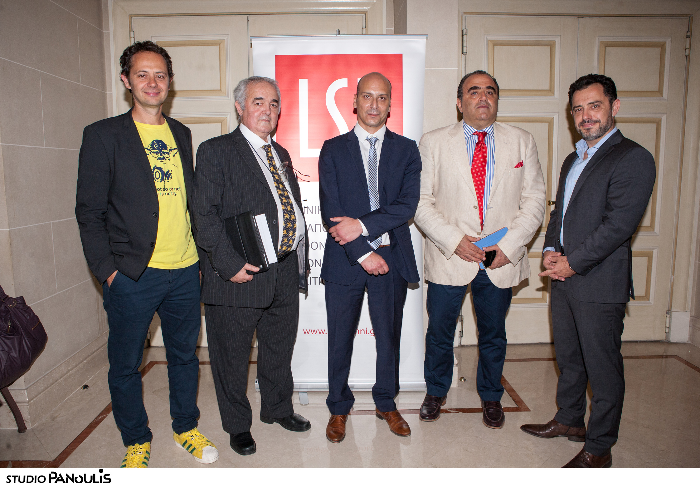 Εκδήλωση των αποφοίτων του London School of Economics για τις ψηφιακές διαδρομές υψηλού ρίσκου