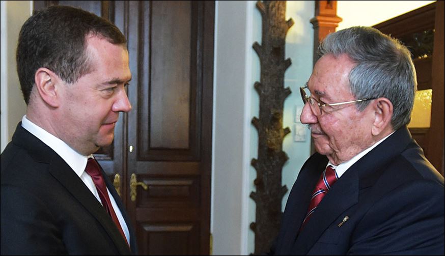 Στη Μόσχα ο Ραούλ Κάστρο – ΦΩΤΟ