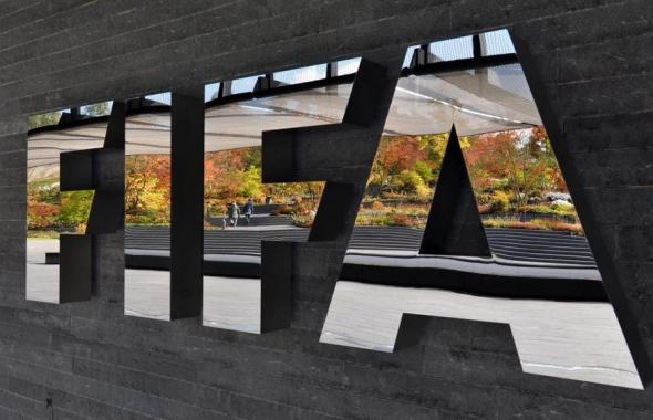 Διεθνή κατακραυγή για τον πρόεδρο της FIFA