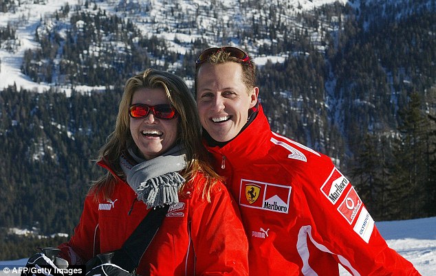 Η γυναίκα του Σουμάχερ πουλάει την περιουσία του