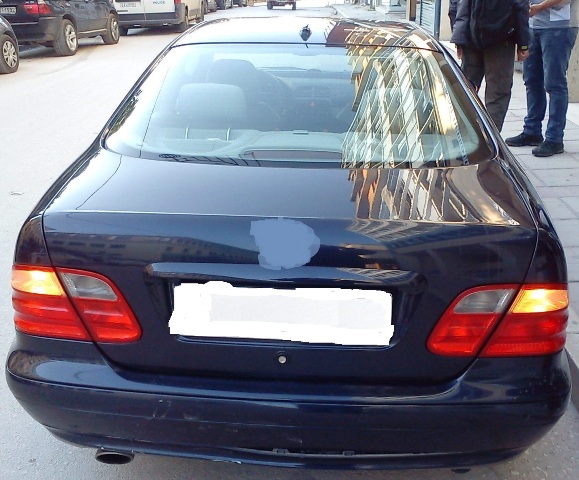 Το πορτμπαγκάζ ήταν γεμάτο με ναρκωτικά – ΦΩΤΟ