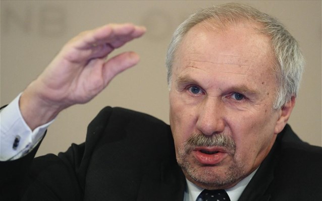 Νοβότνι (ΕΚΤ): Πολιτική παρά οικονομική η λύση για την Ελλάδα