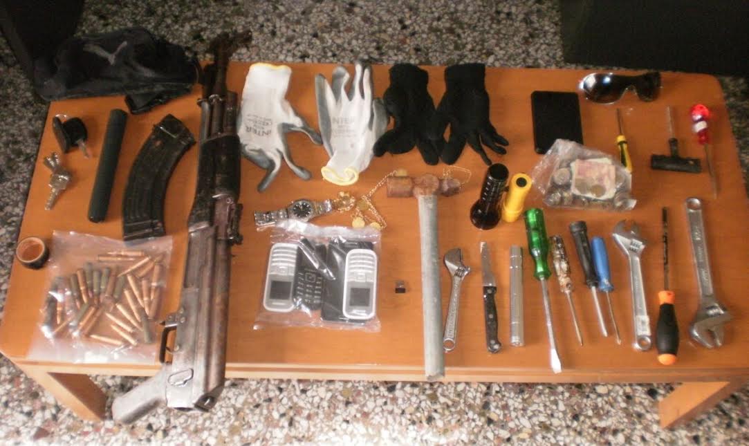 Συνελήφθη δραπέτης σε καφενείο