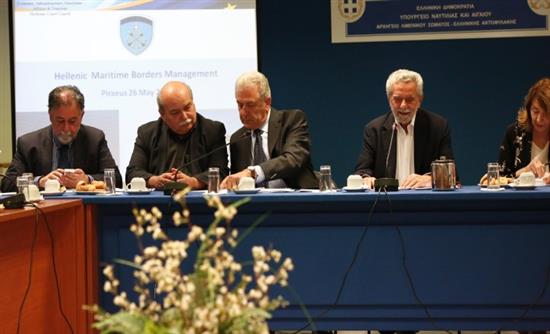 Η πρόταση Αβραμόπουλου για το μεταναστευτικό