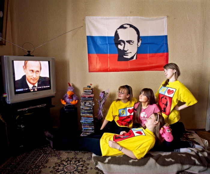 Ποπ είδωλο ο Πούτιν στη Ρωσία – ΦΩΤΟ