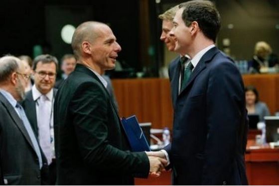 Deutsche Welle: Brexit και Grexit ξηλώνουν το πουλόβερ