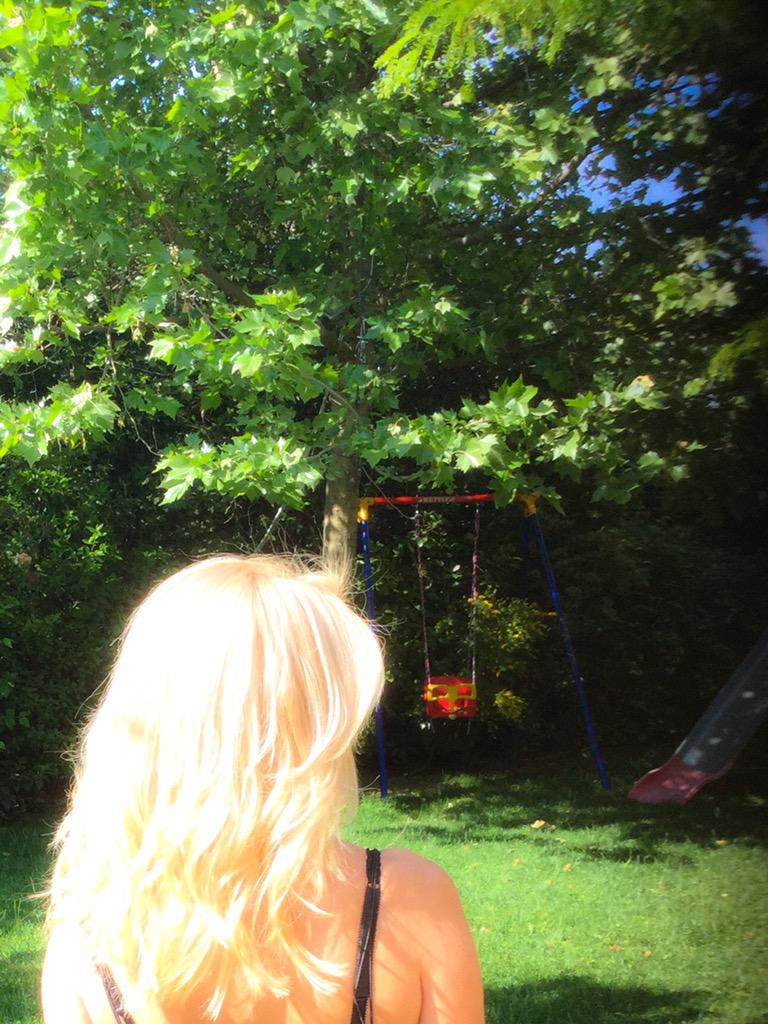 Embedded image permalink