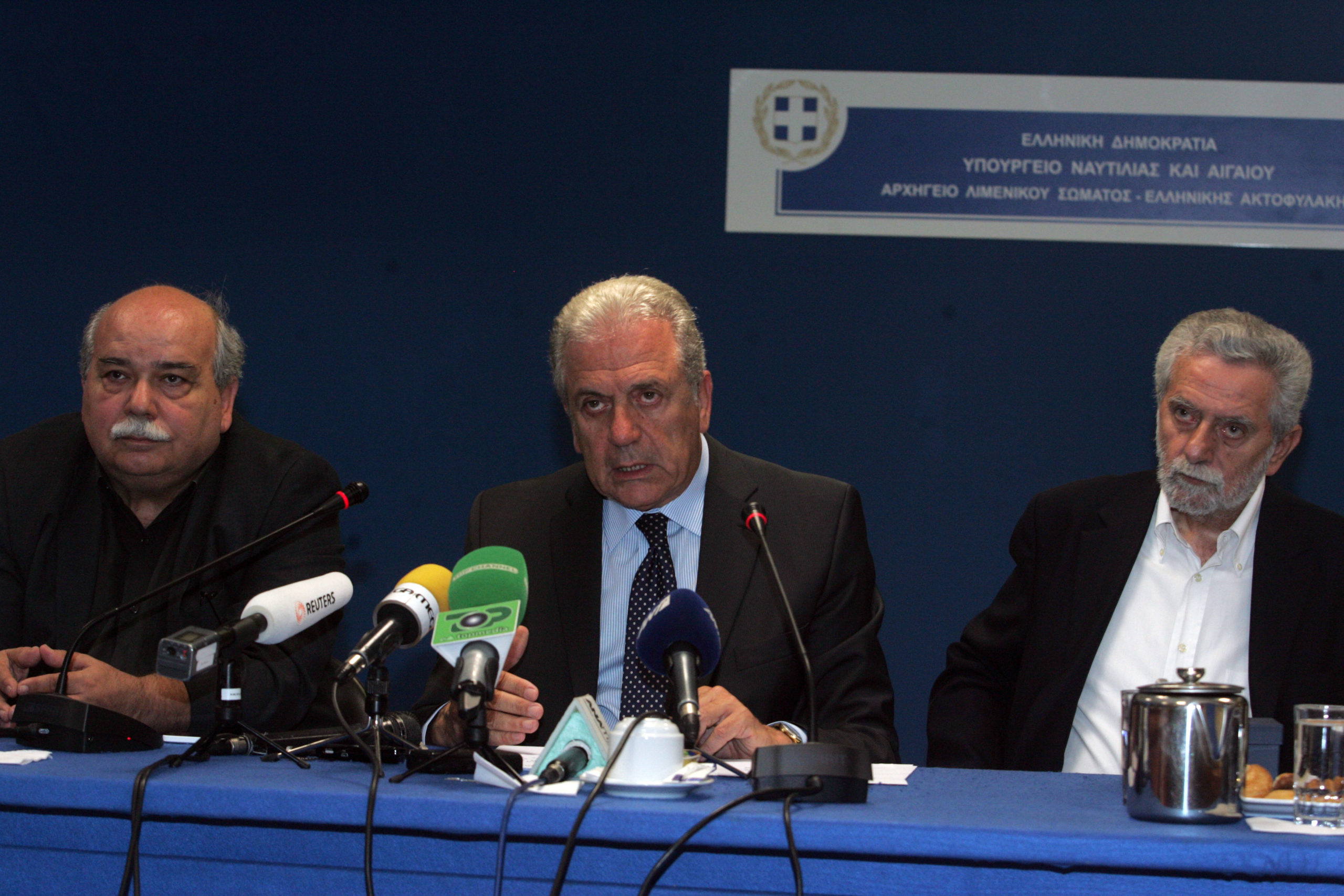 Μετεγκατάσταση προσφύγων από την Ελλάδα θα ζητήσει ο Αβραμόπουλος