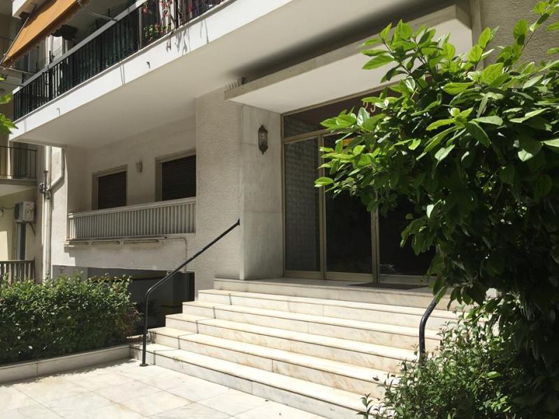 Η ηθοποιός πρώην ένοικος του διαμερίσματος Βαρουφάκη- Στράτου – ΦΩΤΟ