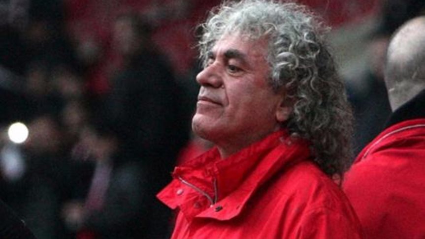 Τσουκαλάς σε οπαδό: “Άσε κάτω τα πατατάκια ρε” – ΒΙΝΤΕΟ