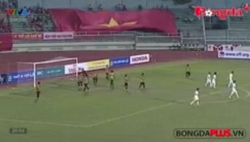 Γυναίκα έβαλε δύο γκολ από κόρνερ – ΒΙΝΤΕΟ