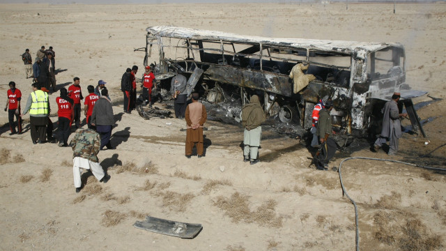 Ένοπλοι σκότωσαν 19 επιβάτες λεωφορείων στο Πακιστάν