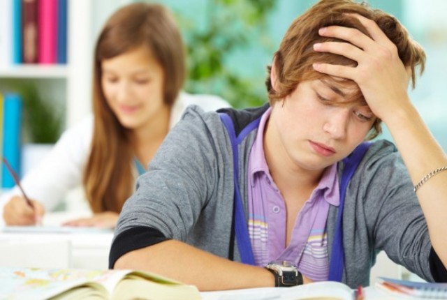Το άγχος των εξετάσεων- 8 χρήσιμες λύσεις