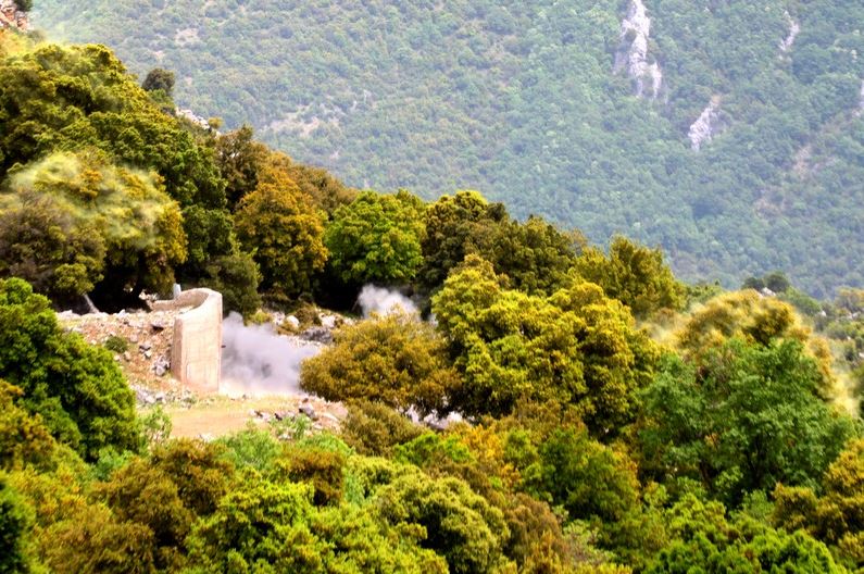 Εξουδετέρωσαν χειροβομβίδα σε σπίτι στην Πύλη Τρικάλων – ΒΙΝΤΕΟ