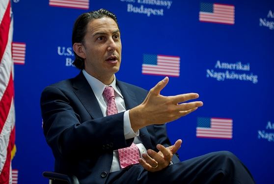 Στην Αθήνα σήμερα ο ειδικός απεσταλμένος του Στέιτ Ντιπάρτμεντ για τα ενεργειακά