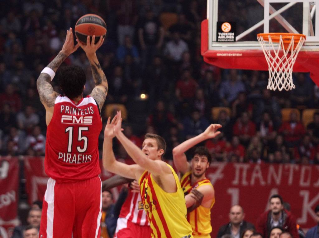 Οι σκέψεις των παικτών του Ολυμπιακού στο σουτ του Πρίντεζη – ΒΙΝΤΕΟ