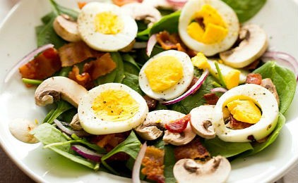 Αυγό με σαλάτα – Γιατί θεωρείται ο ιδανικός συνδυασμός;